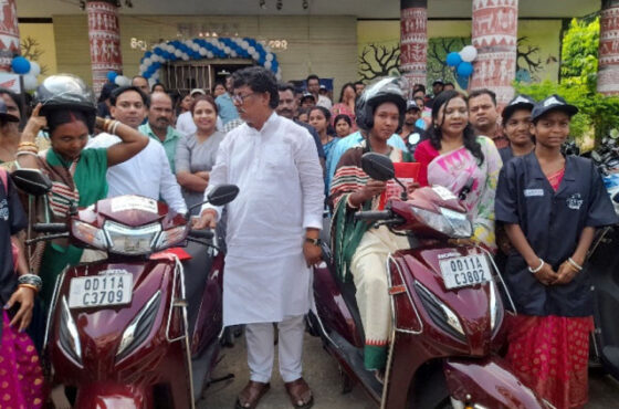 CAVEs got wings to fly